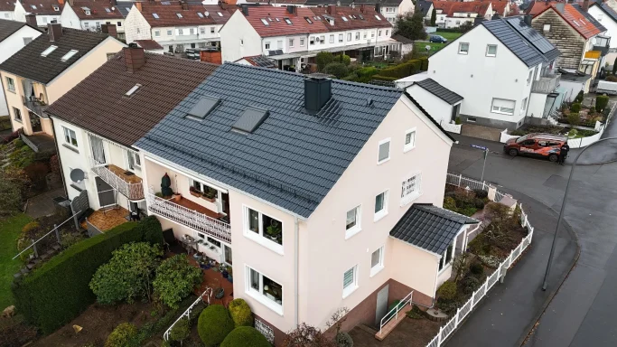 Dachsanierung Steildach Betonziegel